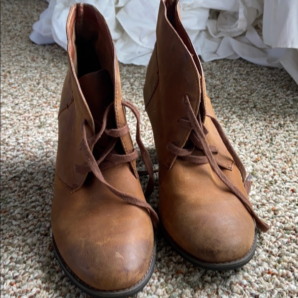 Leather boots - Picture 2 of 4